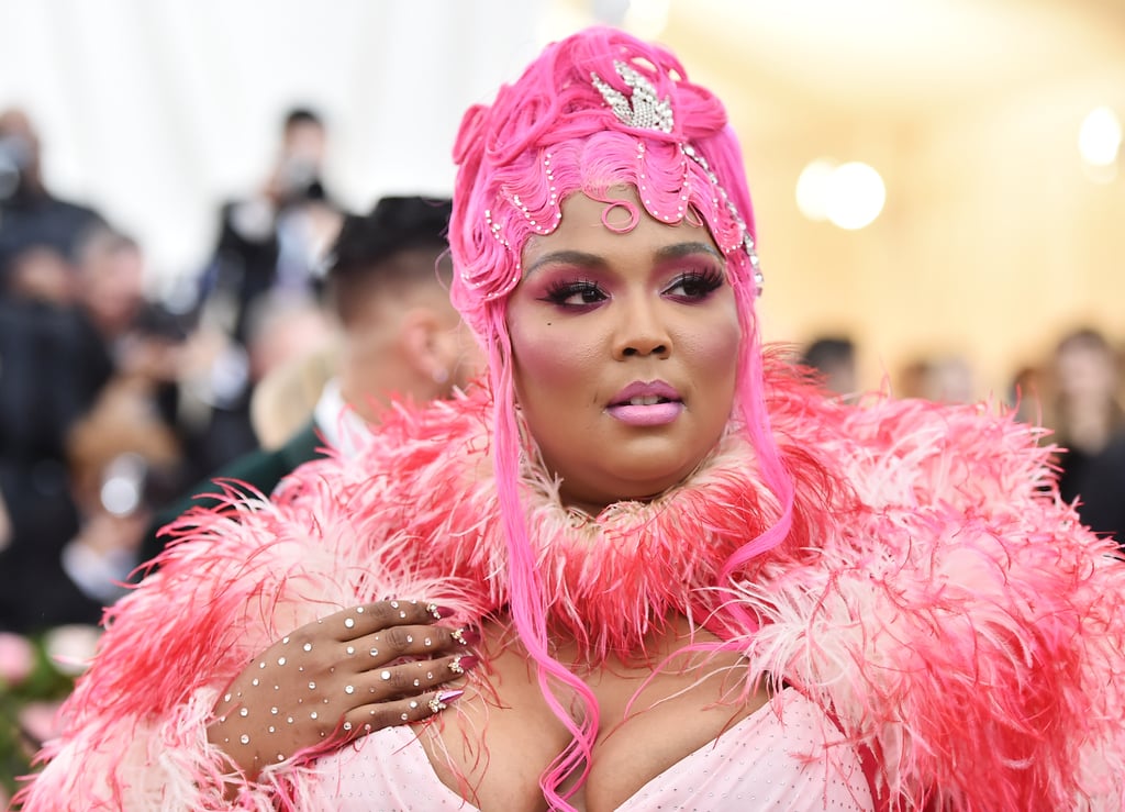Lizzo Wearing Her Met Gala Outfit at the Airport Video