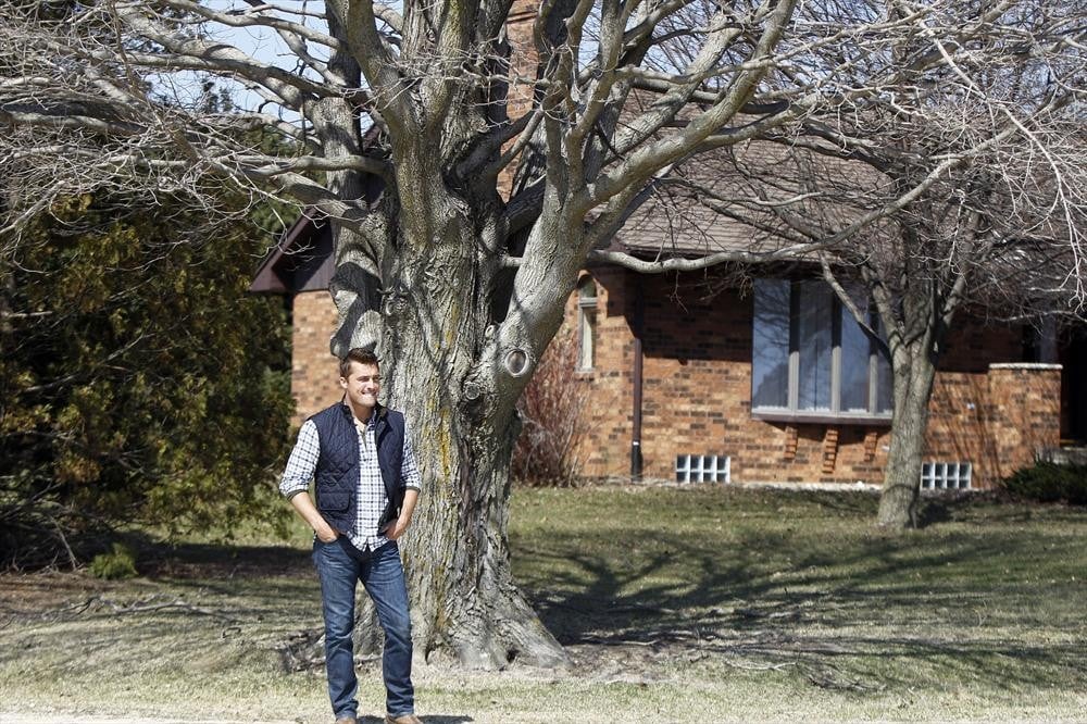 Is this where he's taking his ladies to visit?