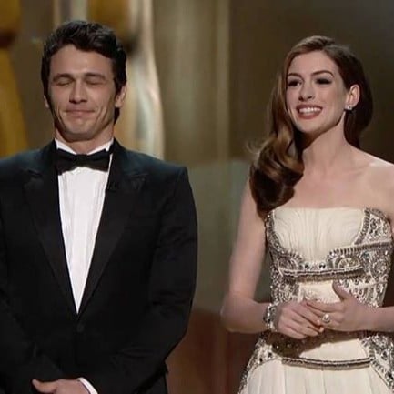 Anne Hathaway Jokes About Hosting Oscars 2019