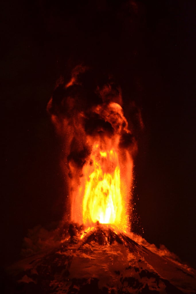 Pictures of Volcano Eruption in Villarrica, Chile
