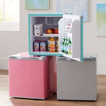 10 Reasons You Need a Mini-Fridge in Your Dorm Room - Peyton's