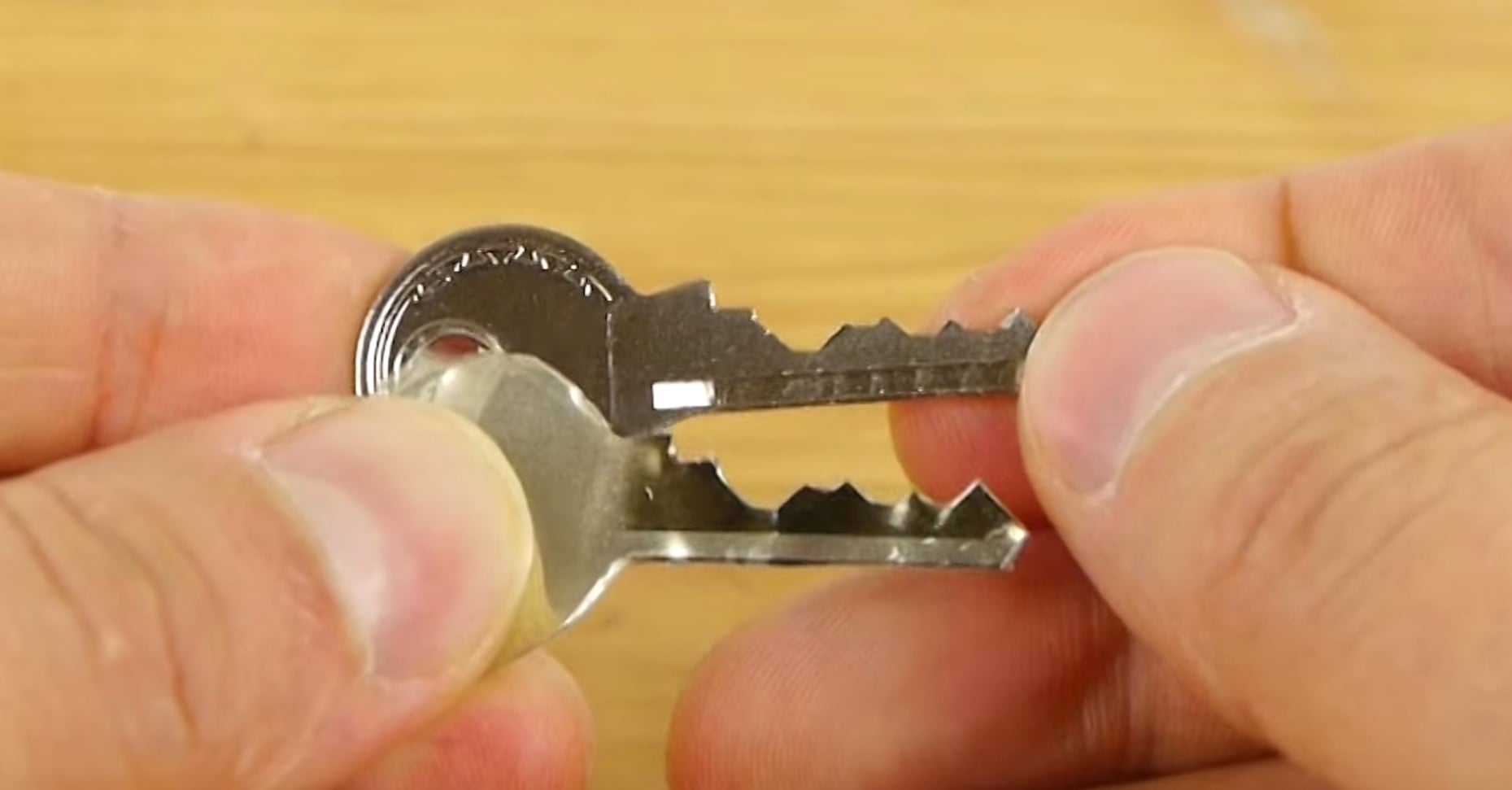 How to Make a Spare Key From a Tin Can POPSUGAR Smart Living