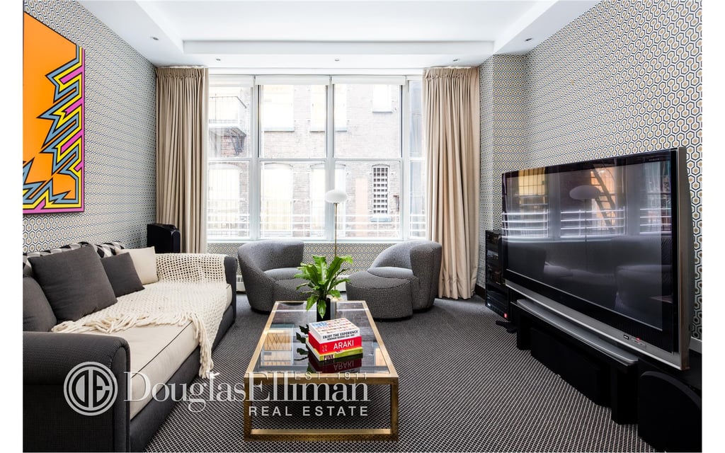 Fashion Girl Lauren Santo Domingo Sells NYC Loft