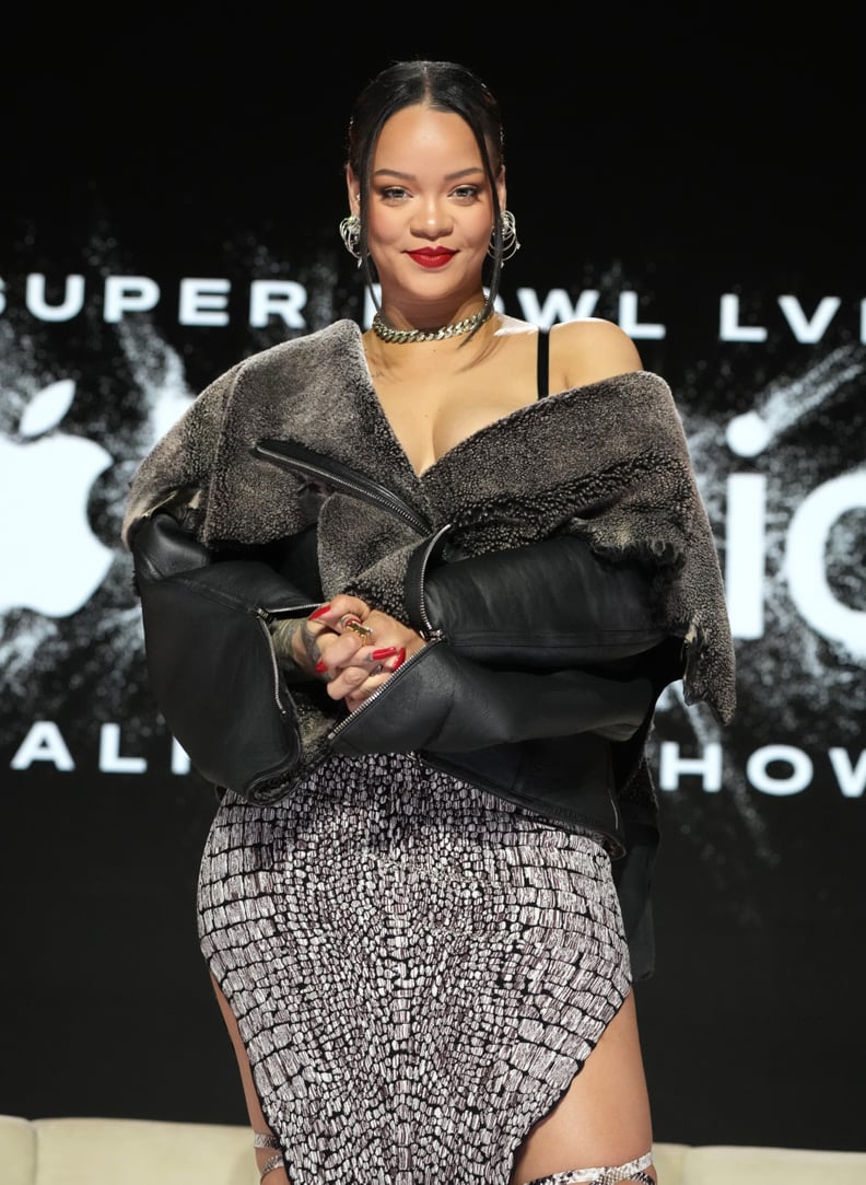 PHOENIX, ARIZONA - FEBRUARY 09:  Rihanna poses onstage during the Apple Music Super Bowl LVII Halftime Show Press Conference at Phoenix Convention Center on February 09, 2023 in Phoenix, Arizona. (Photo by Kevin Mazur/Getty Images for Roc Nation)