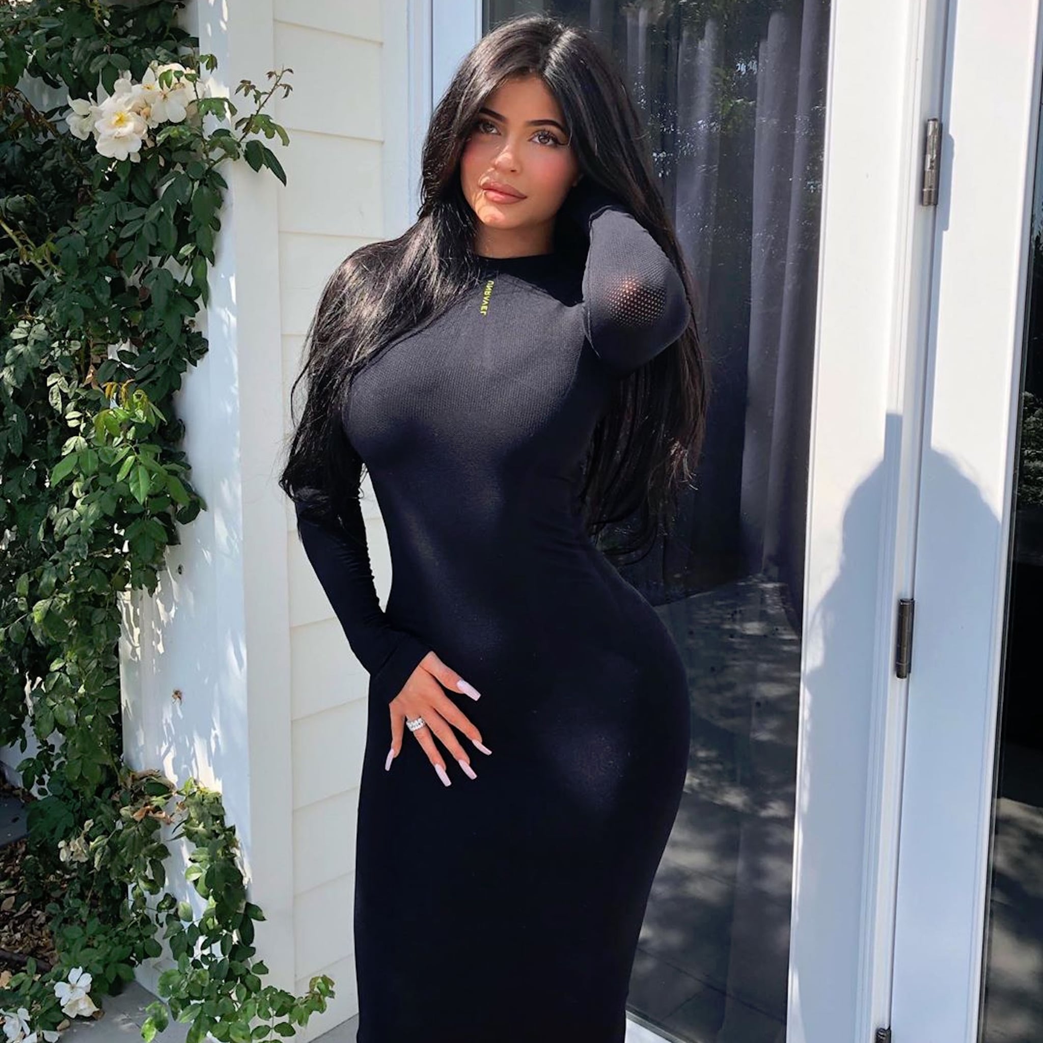 tight maxi dress with sleeves