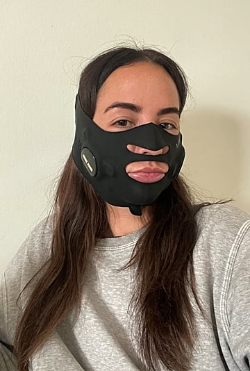 I Tried Facial Electrical Muscle Stimulation (EMS): See Pics