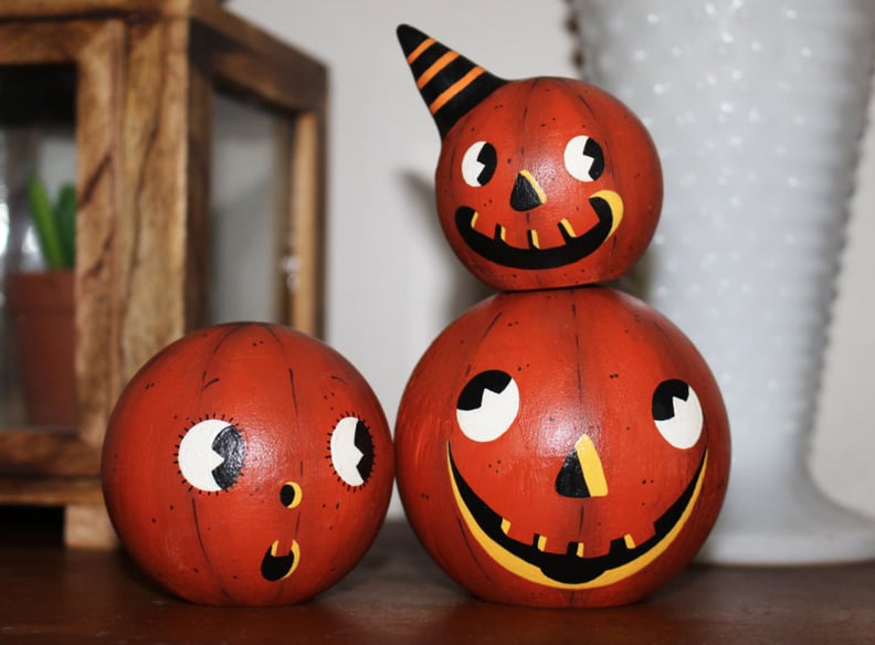 Jack-o'-Lantern Family Pumpkin Peg Dolls