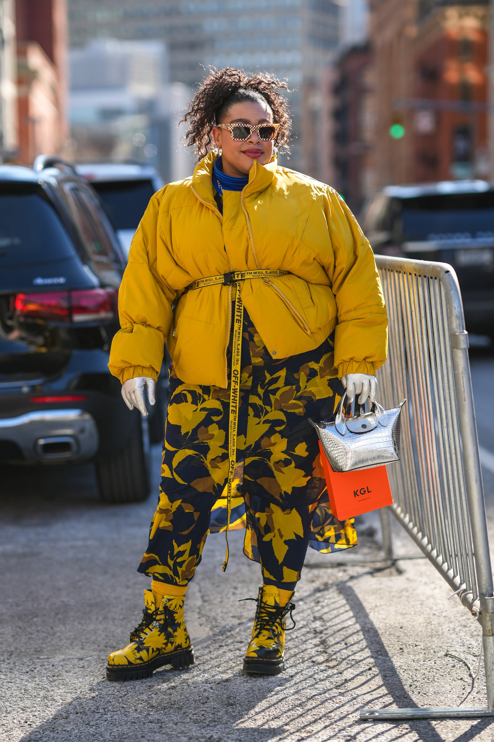 winter outfits with white doc martens