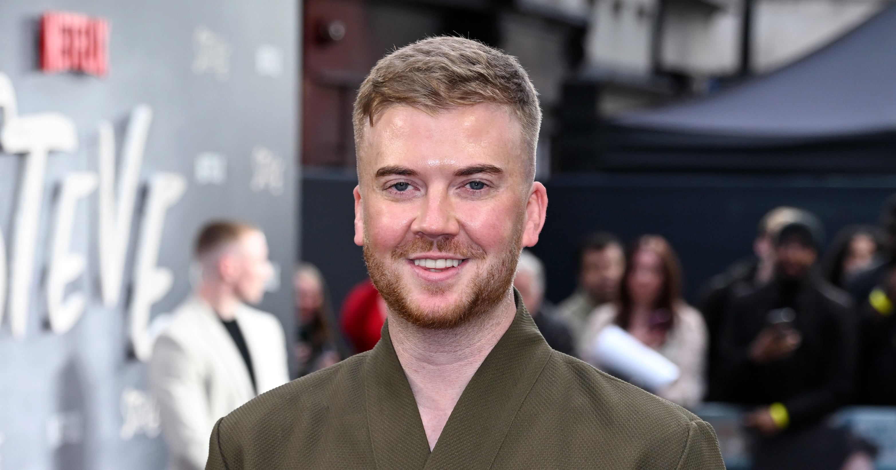 How Luke Hamnett Makes Millions Howl With Laughter: 