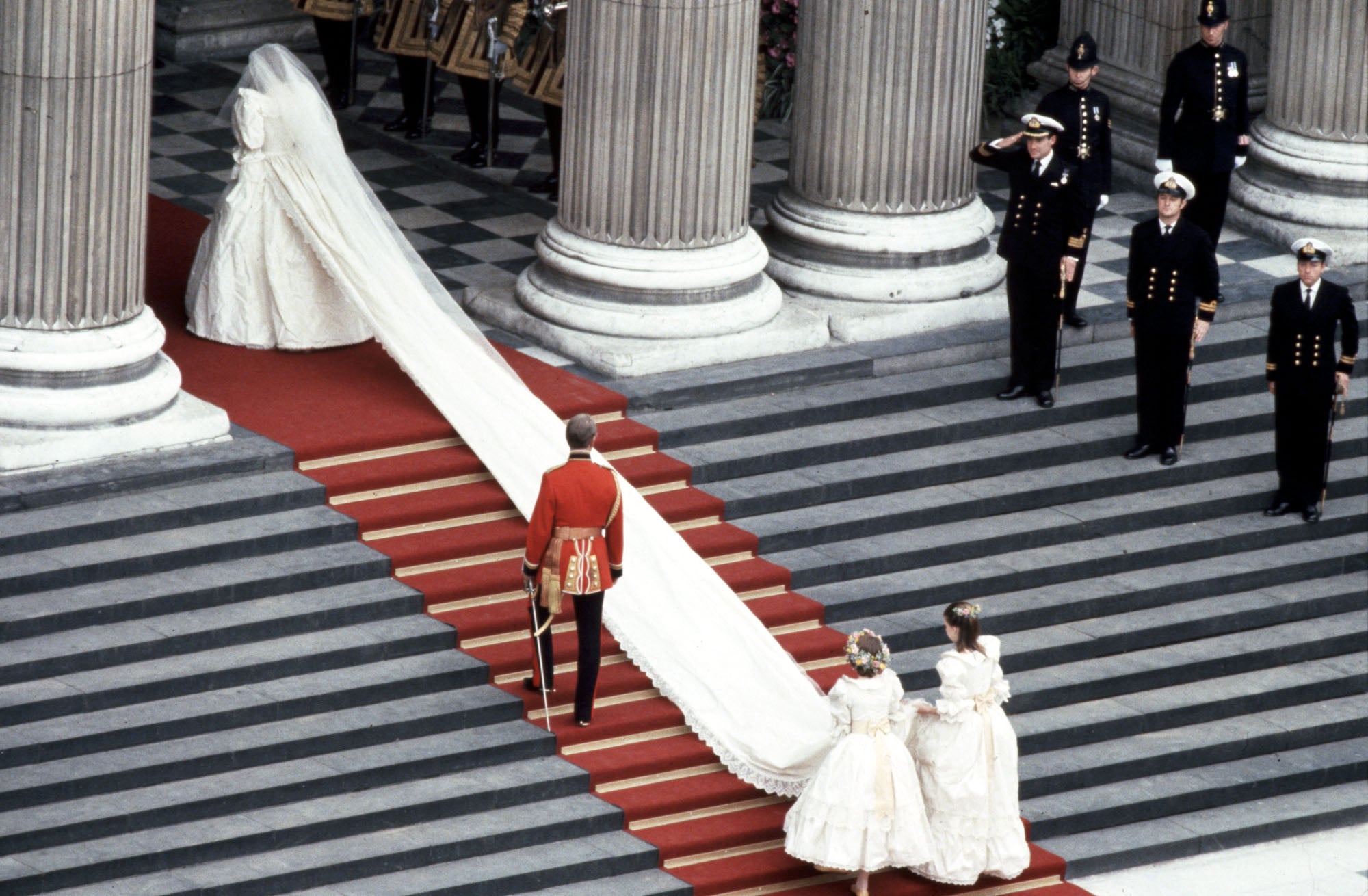 Diana wedding top st paul's cathedral