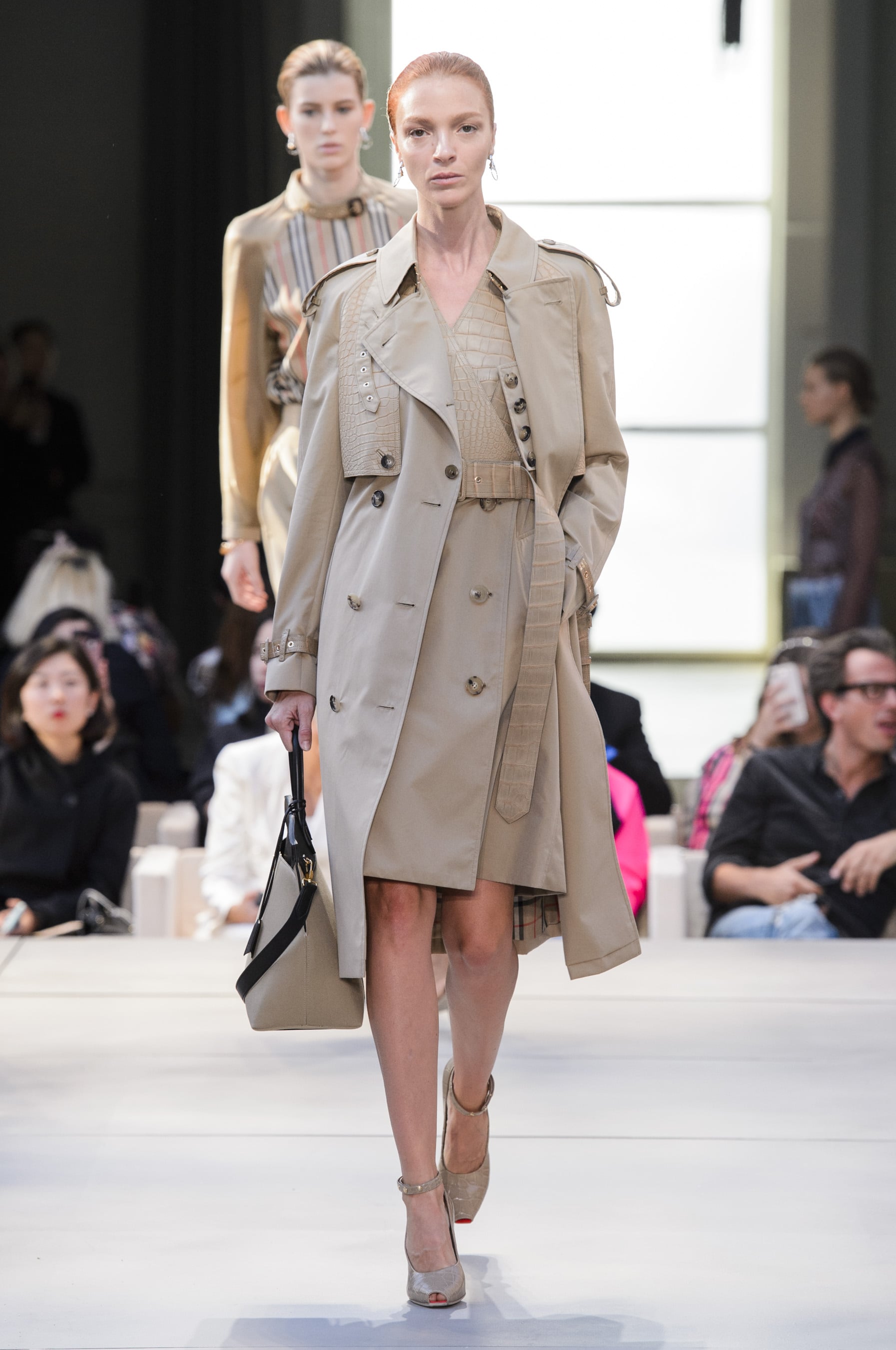 Spring 2019 top trench coat