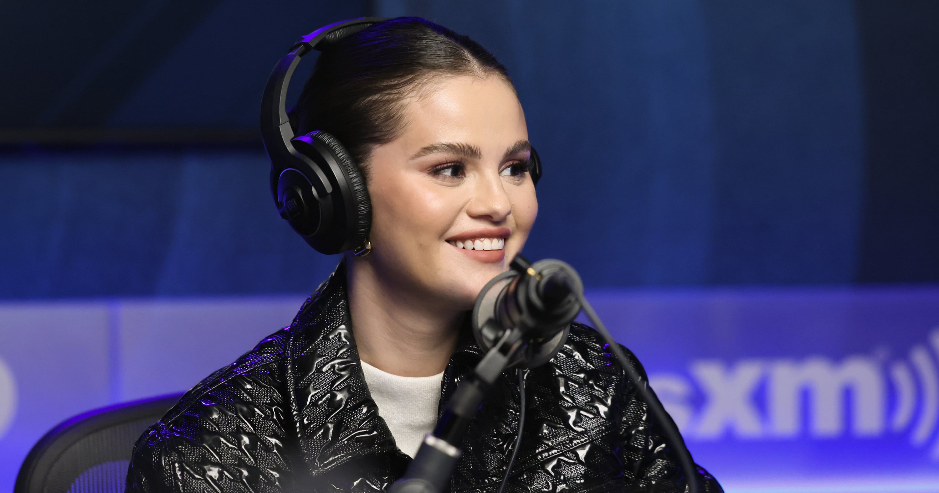 Selena Gomez Reveals Her Dating Requirements: “Please Make Me Laugh”