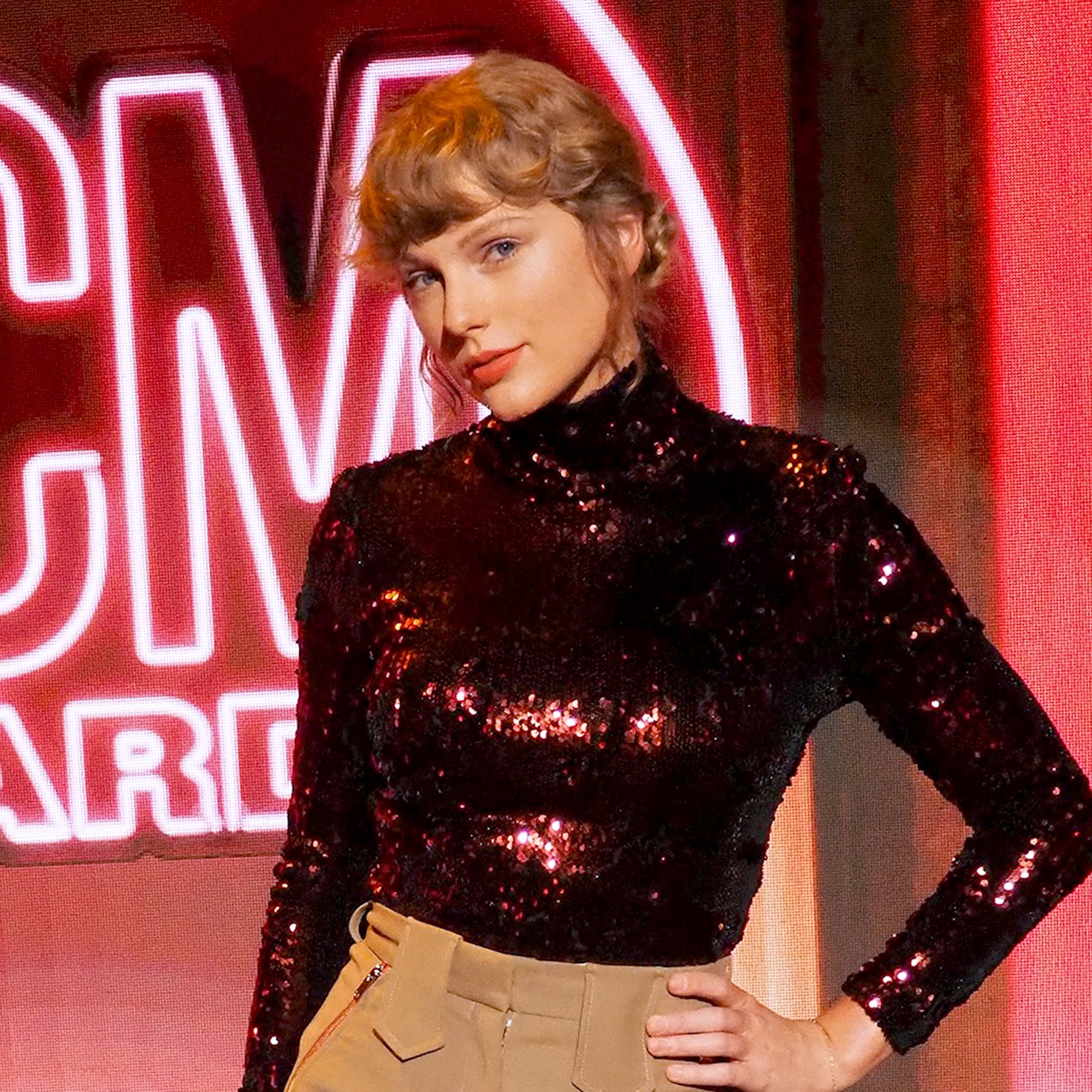 Taylor Swift Did Her Own Hair and Makeup For 2020 ACM Awards | POPSUGAR  Beauty