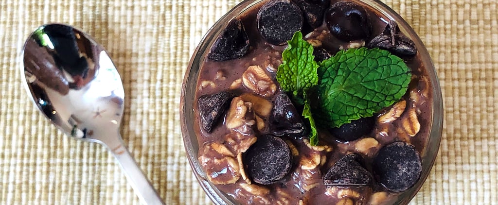 Craving Thin Mints? Make This High-Protein Mint Chocolate Chip Overnight Oats Recipe
