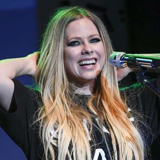 Avril Lavigne's "Sk8er Boi" TikTok Video With Tony Hawk