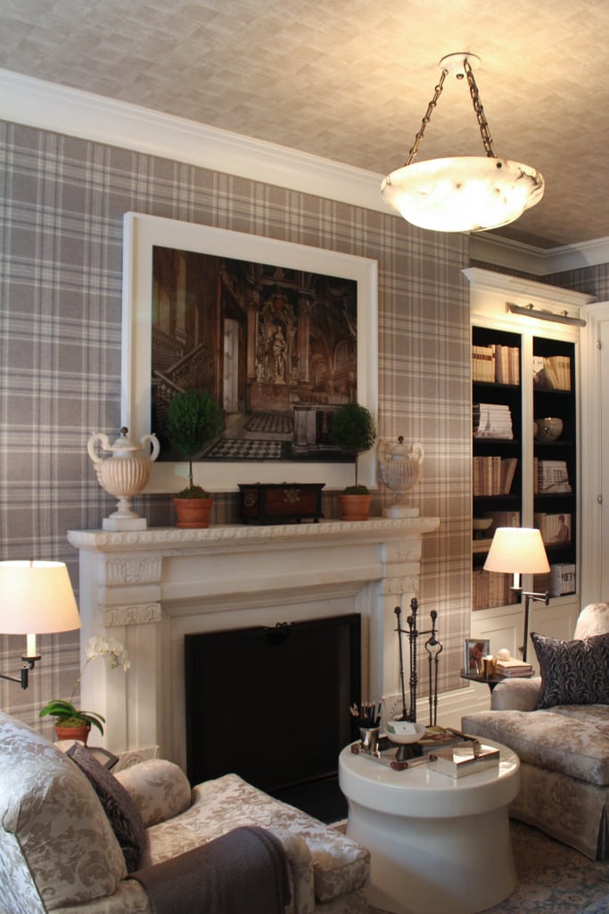13. Contrasting Walls and Ceiling