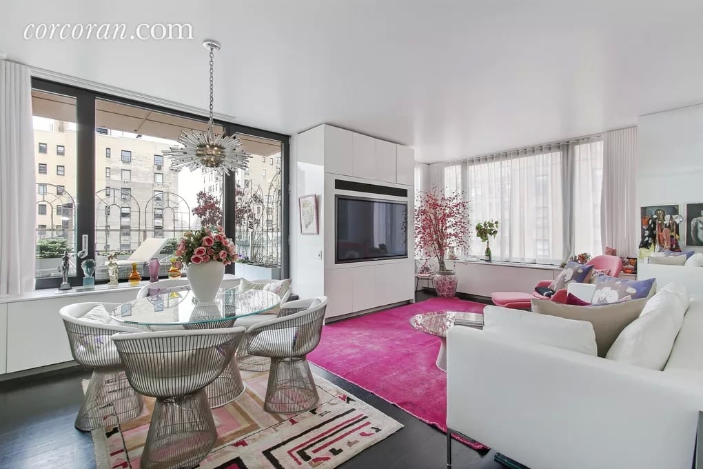 Betsey Johnson Sells NYC Apartment