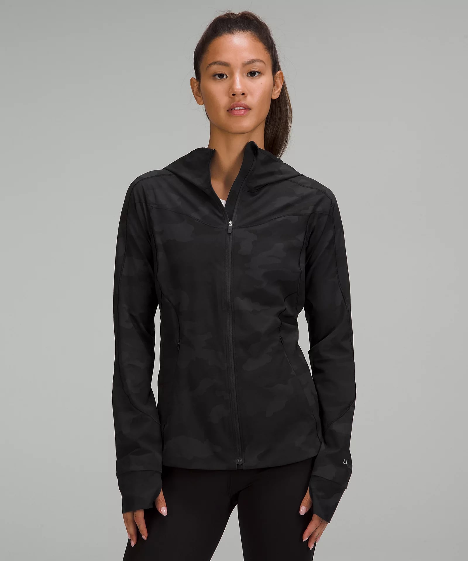 ルルレモン ウインドブレーカー Mist Over Windbreaker
