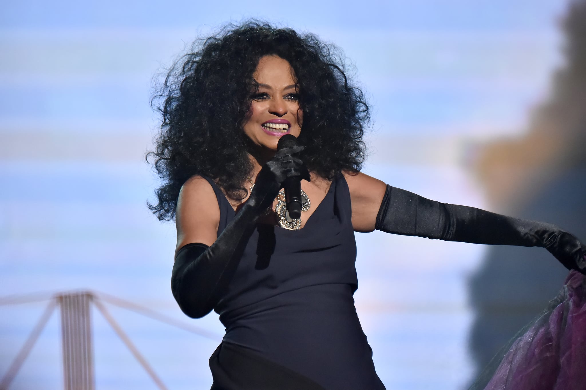 LOS ANGELES, CA - NOVEMBER 19:  Diana Ross onstage during the 2017 American Music Awards at Microsoft Theatre on November 19, 2017 in Los Angeles, California.  (Photo by Jeff Kravitz/AMA2017/FilmMagic for dcp)