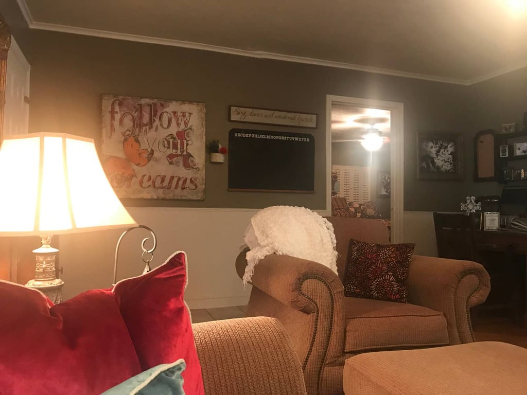The Golden Girls Guesthouse Airbnb Rental