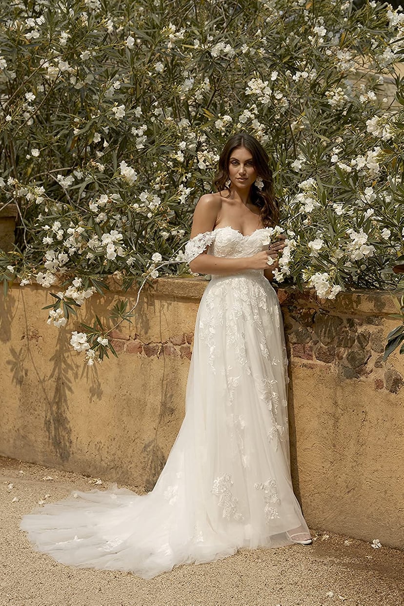 The Best Places to Buy Wedding Dresses Under $1,000 in 2024