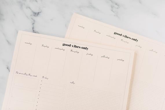 Good Vibes Only Weekly Notepad