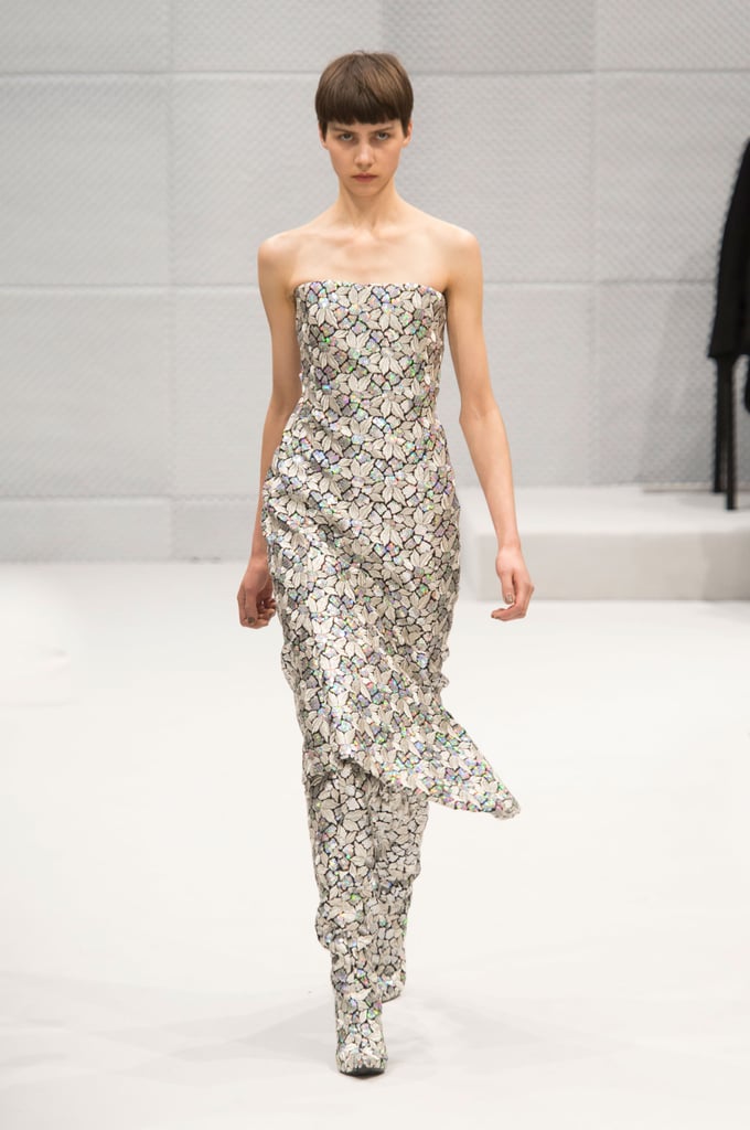 Balenciaga Fall 2016 Runway