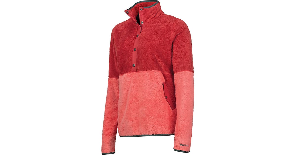 Coral Jumper Living Color Is the Pantone Color of the Year 2019