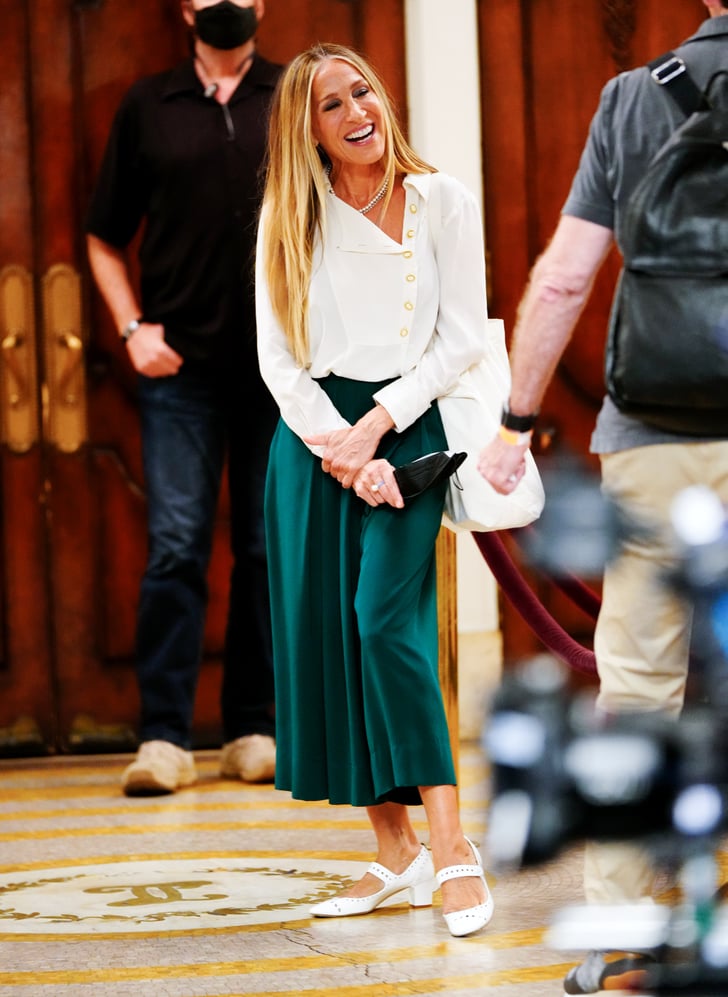 Defending Carrie Bradshaw's New Looks on And Just Like That POPSUGAR