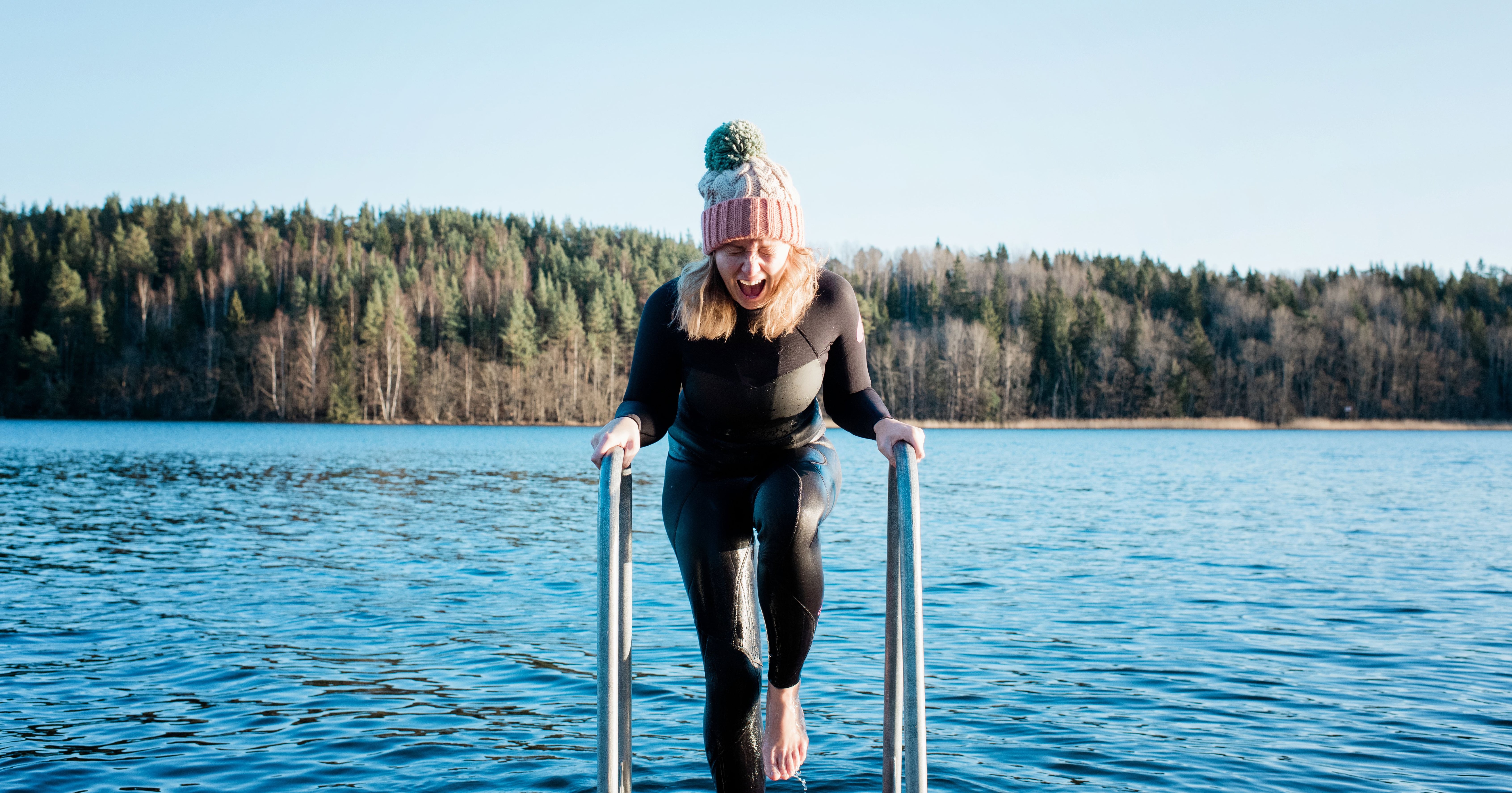 Cold water therapy: what are the benefits and dangers of ice baths, wild  swimming and freezing showers?
