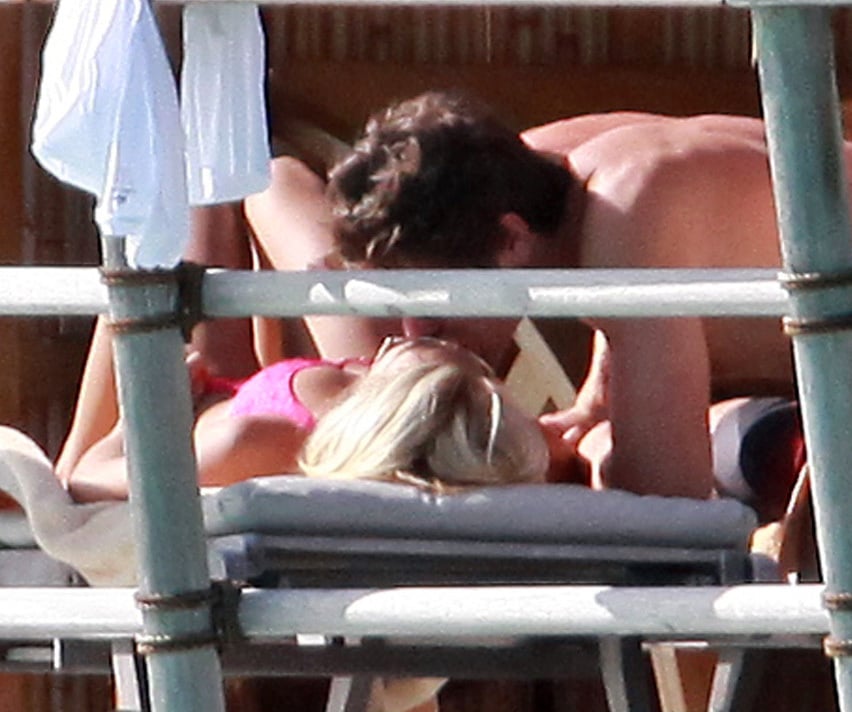 Mike gave Carrie a sexy kiss during the couple's 2010 honeymoon in Bora Bora.