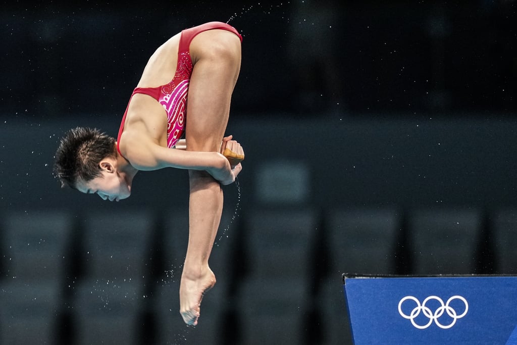 Watch Quan Hongchan's Perfect Dives