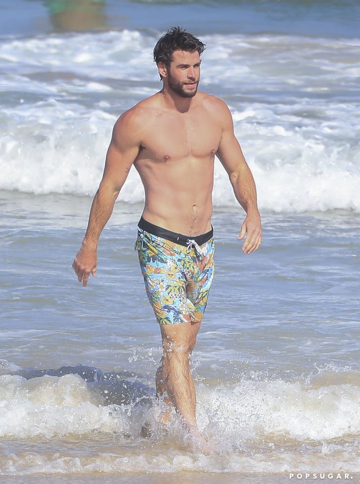 Liam Hemsworth The Sexiest Shirtless Celebrity Pictures Of 2020 Hot Sex Picture