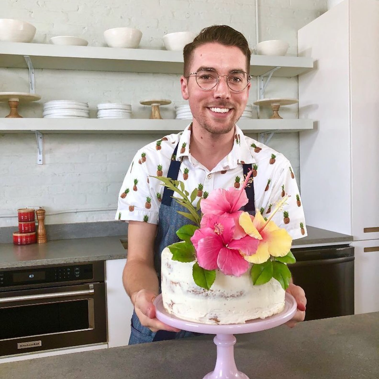 How Pastry Chef Handles Wedding Season | PS Food