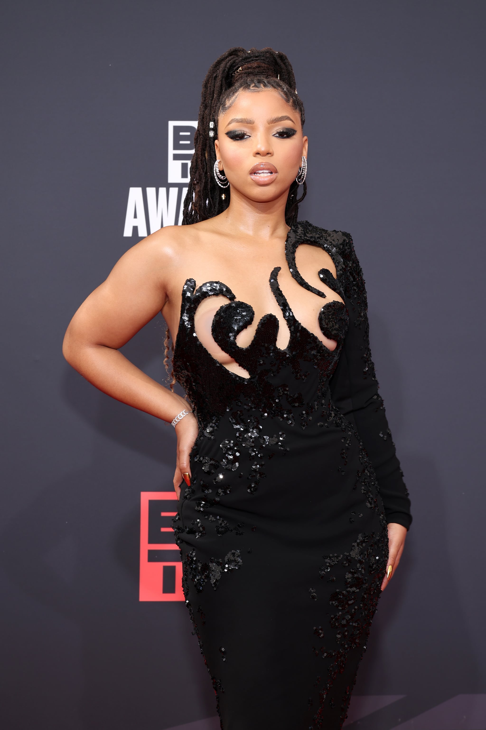 LOS ANGELES, CALIFORNIA - JUNE 26: Chloe attends the 2022 BET Awards at Microsoft Theatre on June 26, 2022 in Los Angeles, California. (Photo by Amy Sussman/Getty Images,)