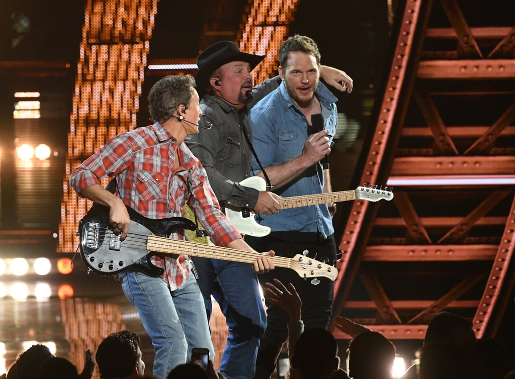 Garth Brooks and Chris Pratt iHeartRadio Awards 2019 Video