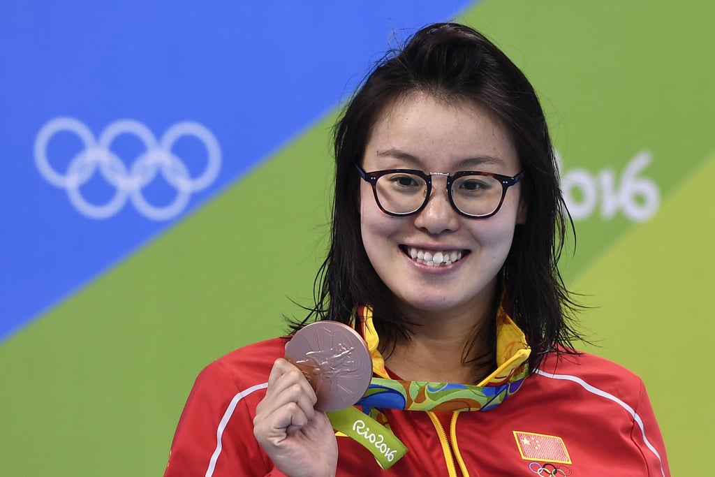 当中国游泳运动员无视禁忌,谈到她的时期。