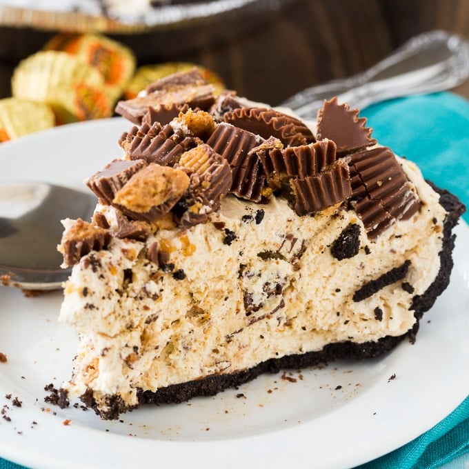 No-Bake Peanut Butter Cup Pie