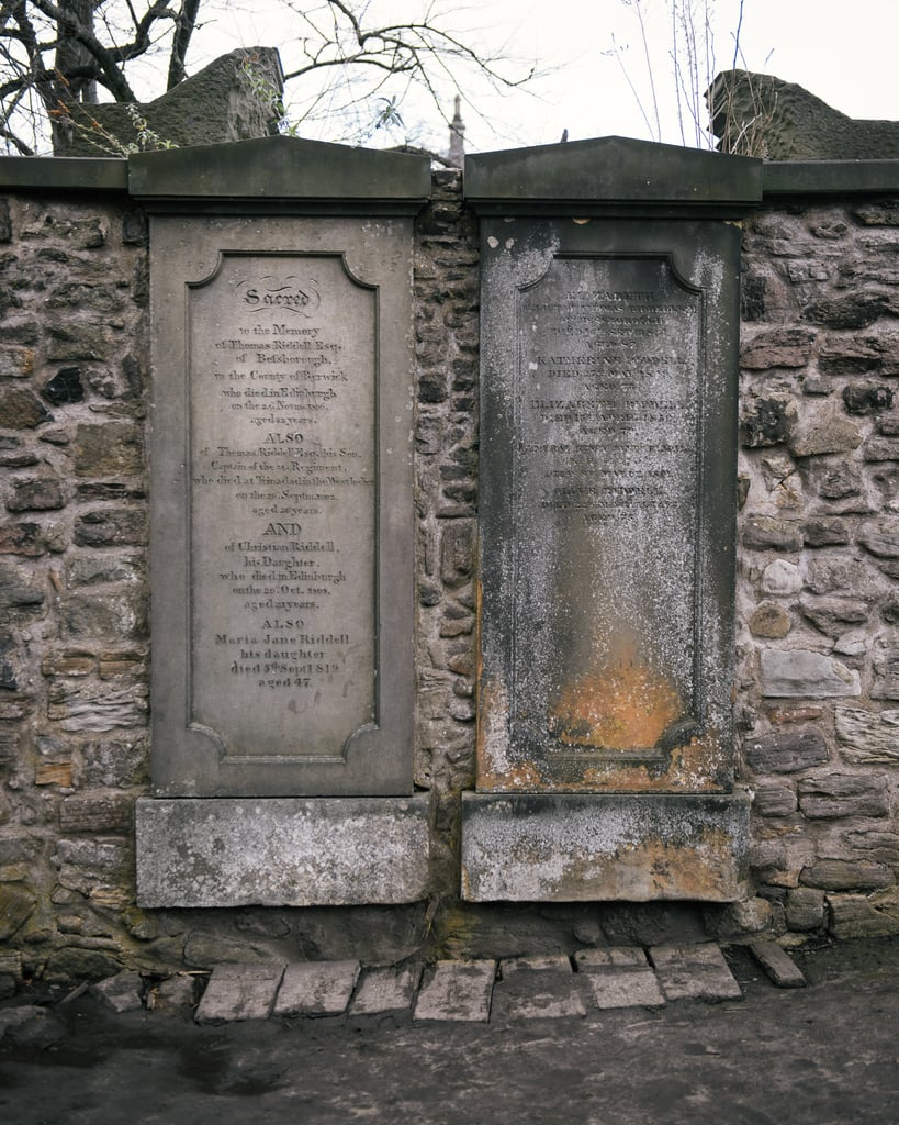 Tom Riddell's grave