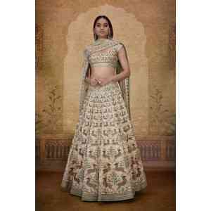 Anita Dongre Look 56