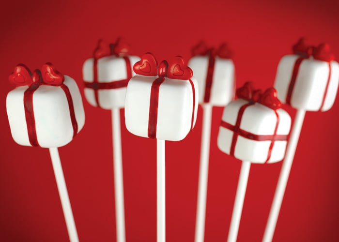 Heart-Topped Box Pops