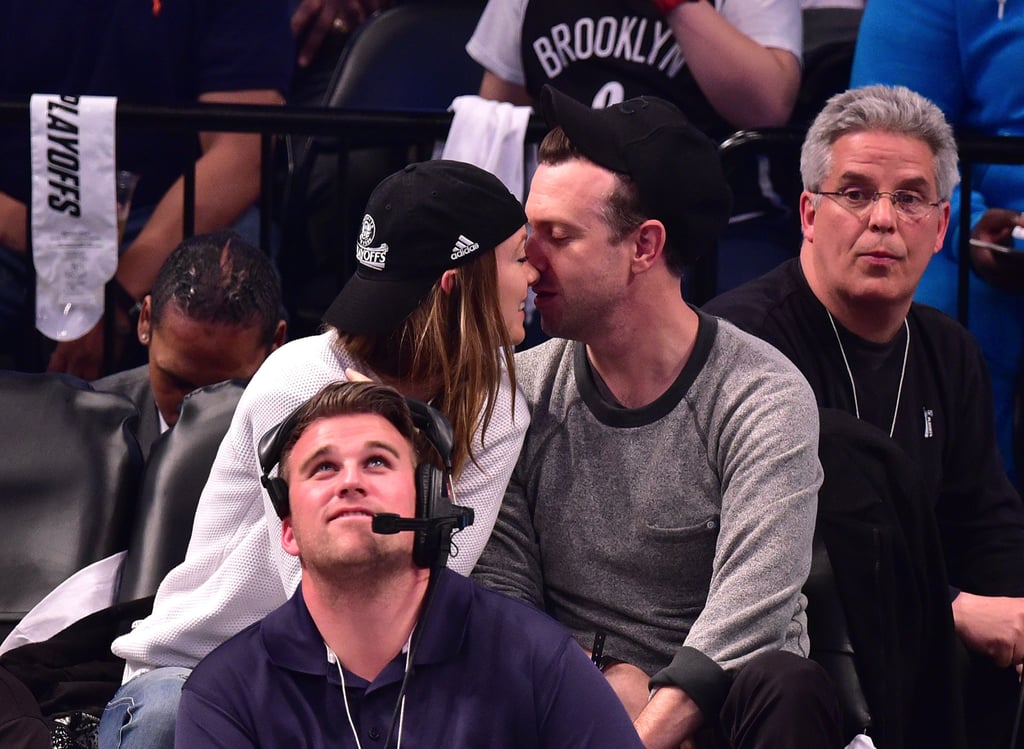 Olivia Wilde and Jason Sudeikis Kiss at Brooklyn Nets Game