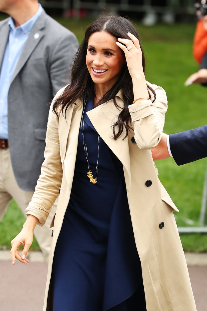 Kid Gives Meghan Markle a Pasta Necklace in Melbourne 2018