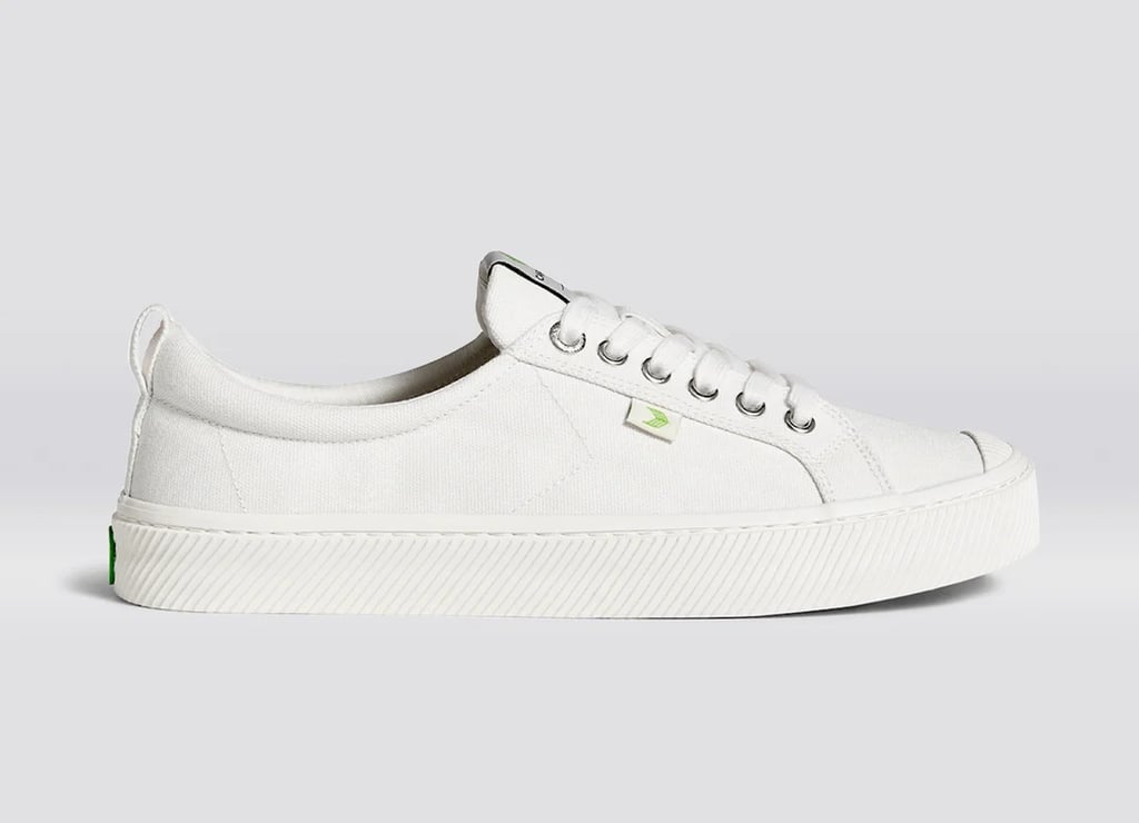 Cariuma Off-White Canvas Sneaker