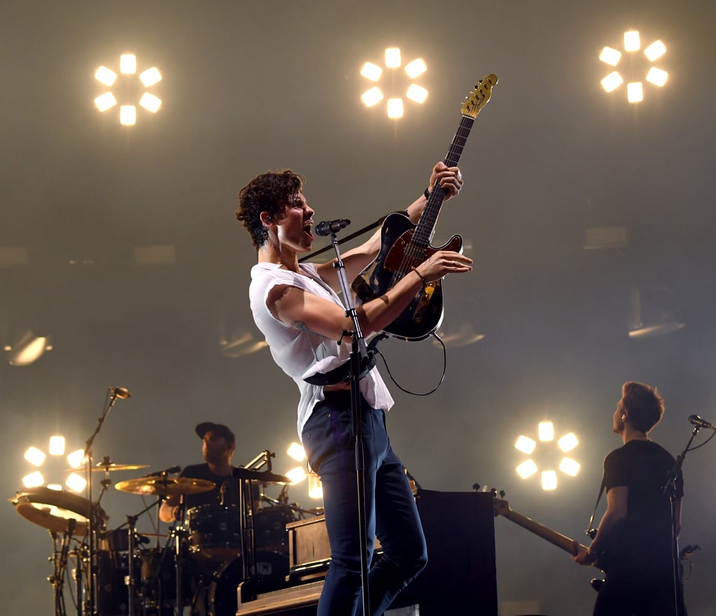 Shawn Mendes Starts North American Tour in Portland — Photos POPSUGAR Celebrity Photo 21