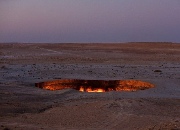 Garfors visited the Door To Hell in the middle of the dessert in Turkmenistan. It's a crater that is 30 meters deep and 70 meters across. Gas has been burning inside the crater since 1971, when a gas-drilling operation there went wrong.