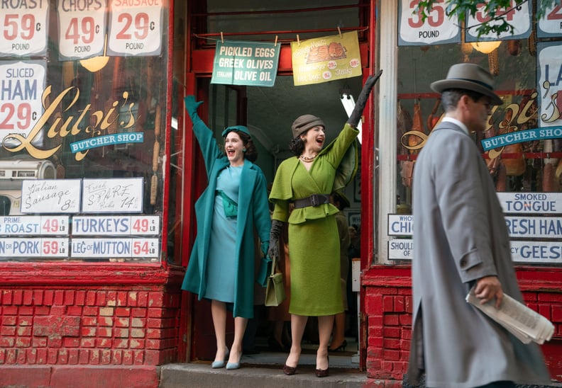THE MARVELOUS MRS. MAISEL, from left: Rachel Brosnahan, Marin Hinkle, 'Look, She Made a Hat', (Season 2, ep. 207, aired Dec. 5, 2018). photo: Nicole Rivelli / Amazon / Courtesy: Everett Collection