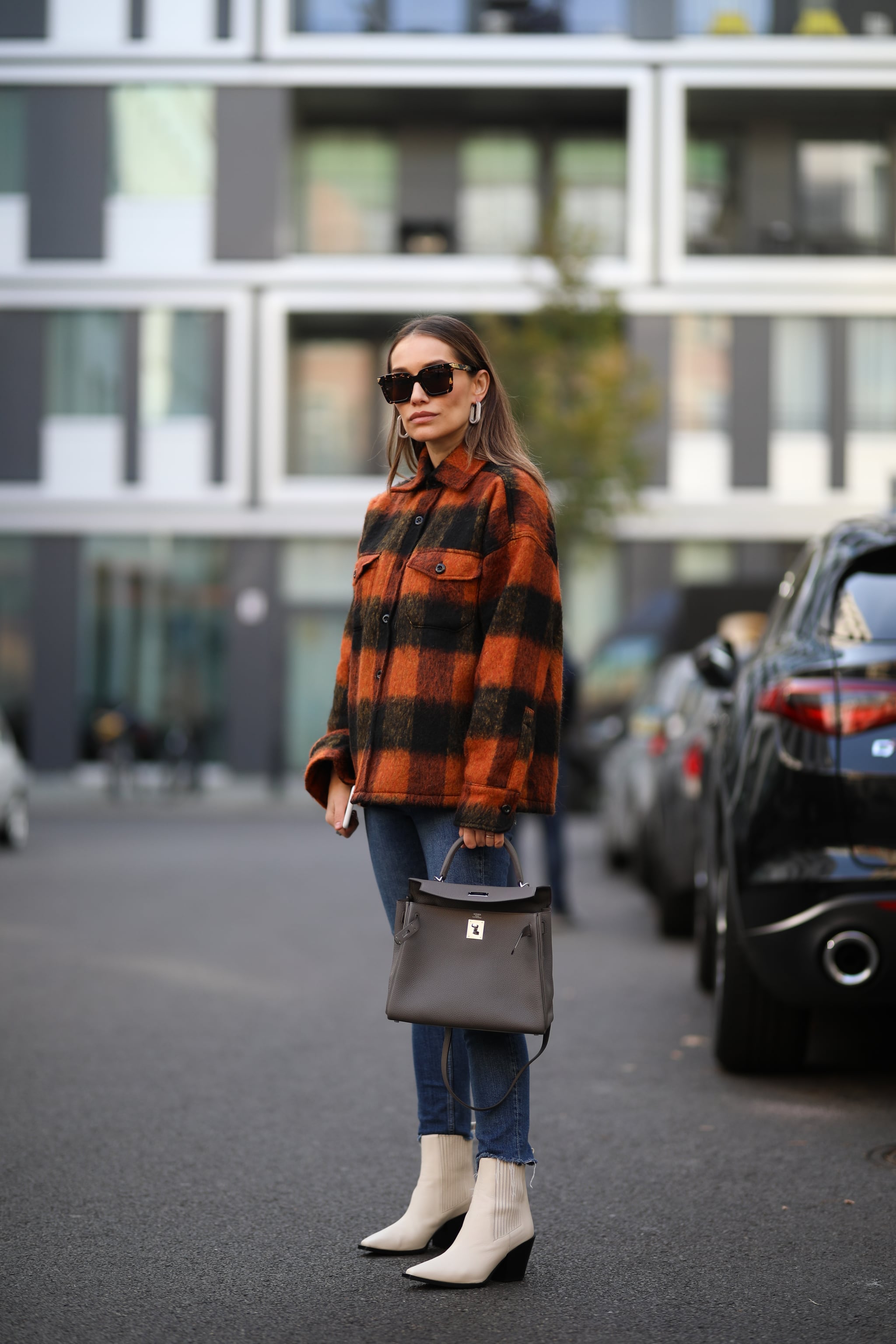 9 Ways to Style Skinny Jeans with Boots