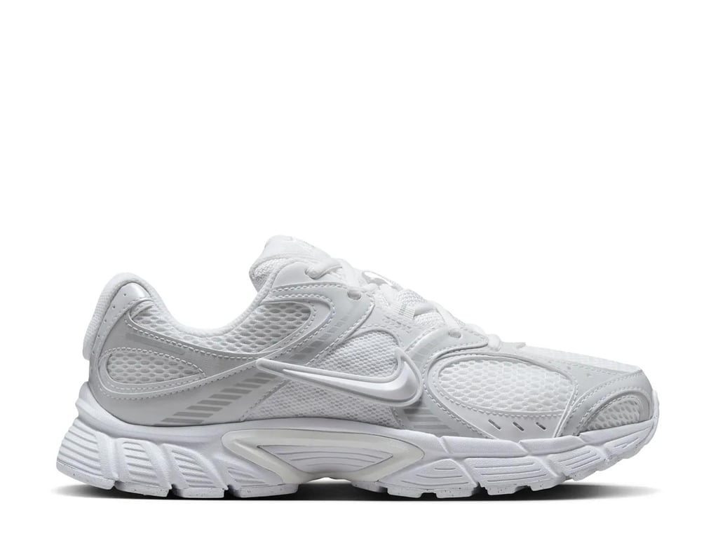 Nike V5 RNR Sneakers