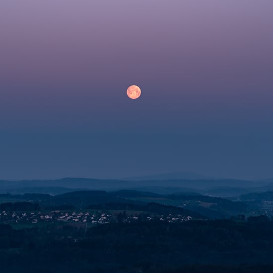 A Super Pink Moon Is Happening Tonight!